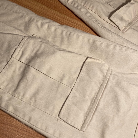 Cargo MISSYEMPIRE pants in a white color 🦢🤍🕯️ - Picture 2 of 10